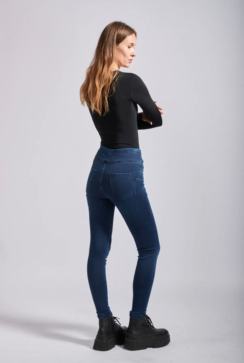 Lisa - New Blue Stretch High Waist Jeans